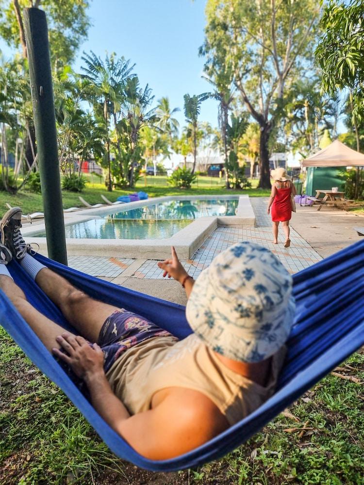 Nomads Airlie Beach (Adults Only) Exterior photo